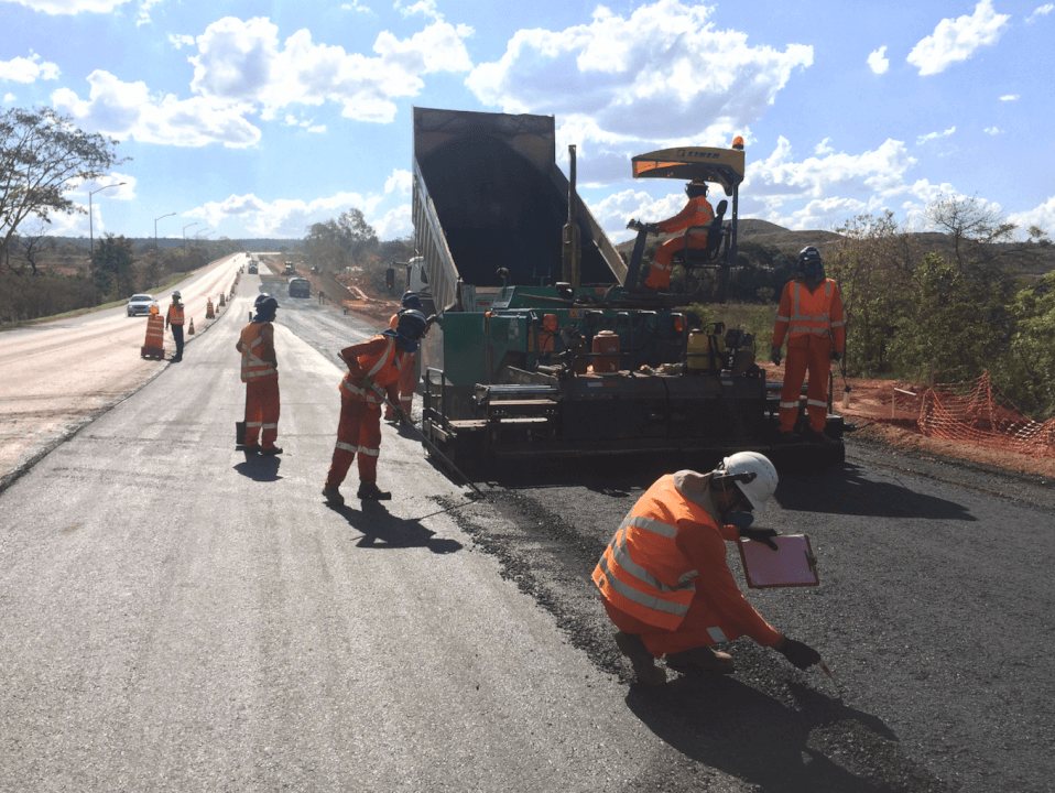Kinross Brasil Mineração S.A. / MG JM Terraplenagem e Construções
